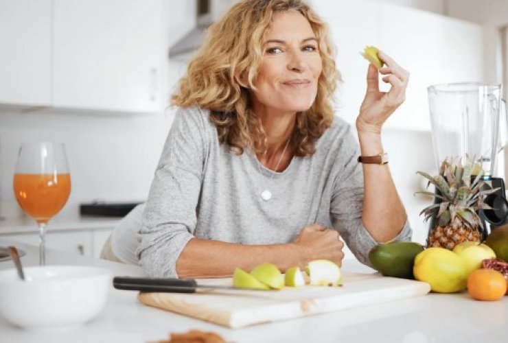 La giusta dieta da seguire in menopausa