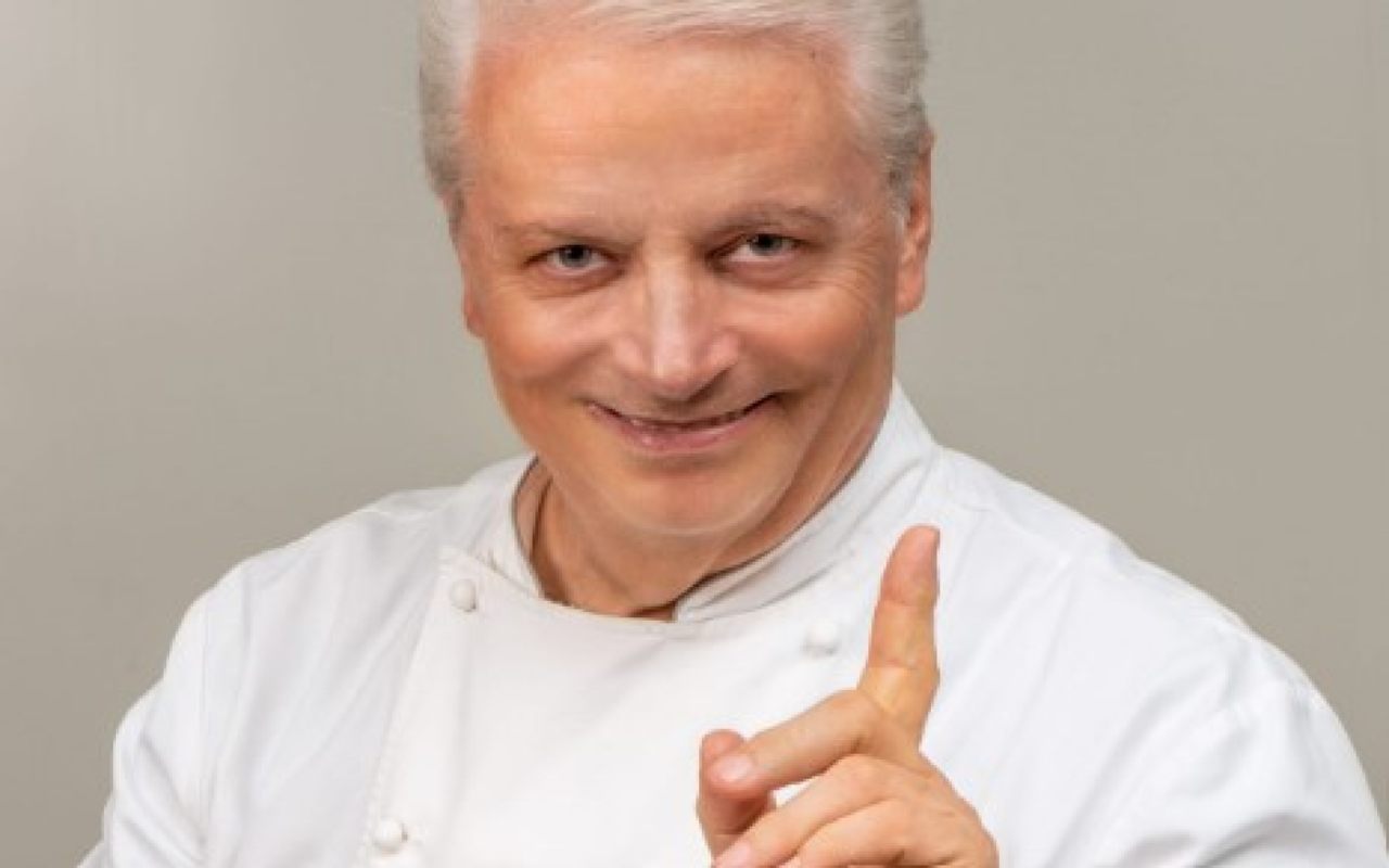 Chef Massari svela il trucco della crema pasticcera