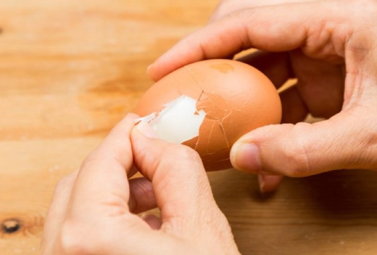Come pulire le uova sode