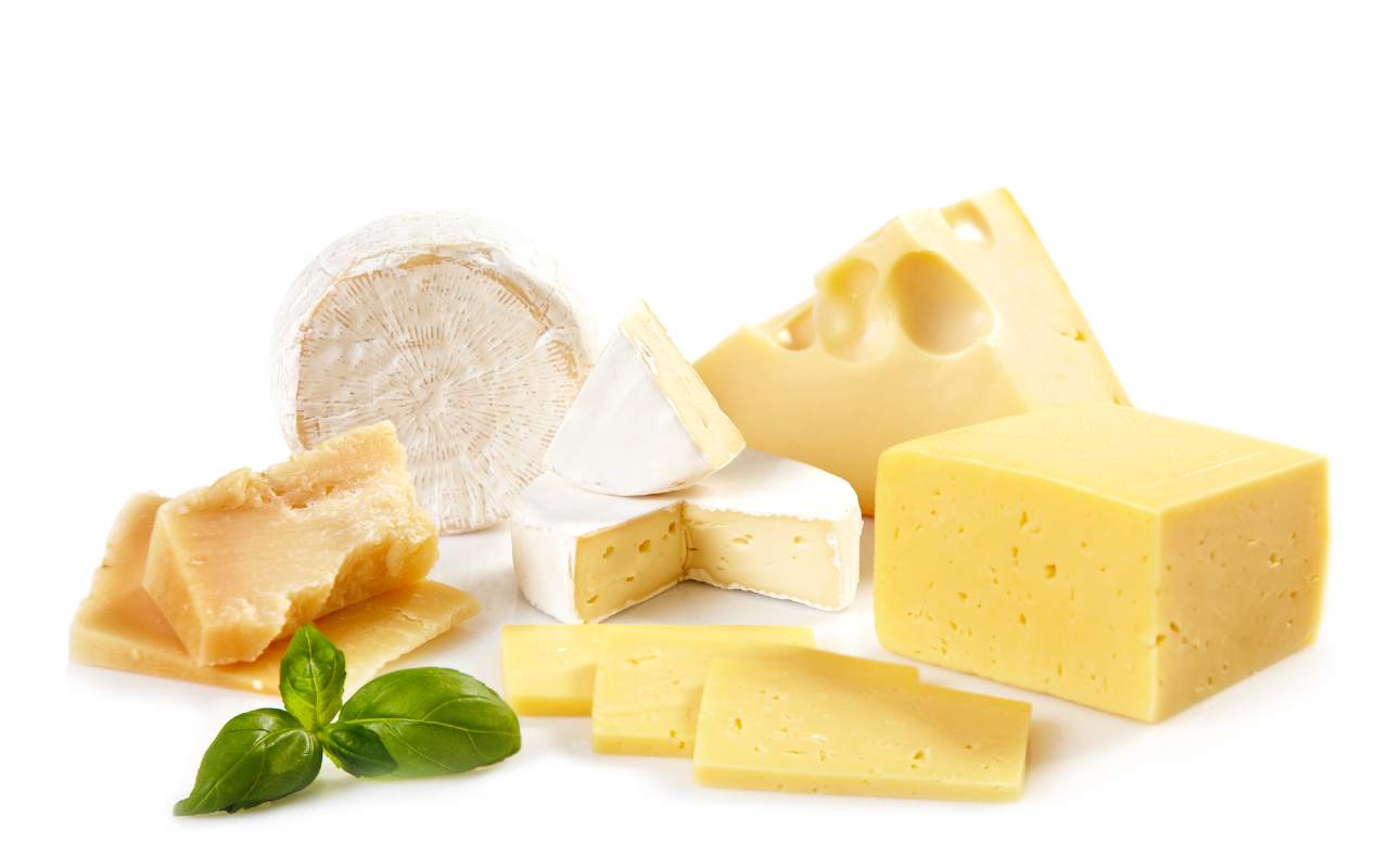 Che formaggi mangiare se vogliamo perdere peso?
