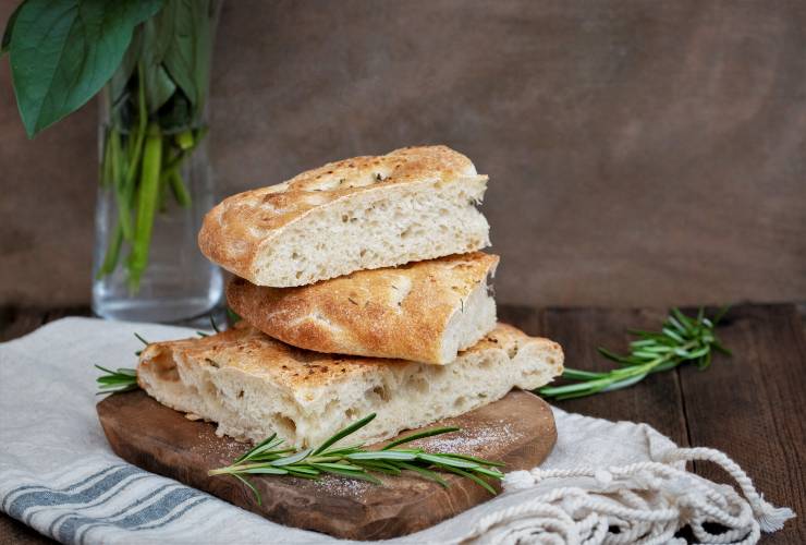 Una focaccia semplice e gustosa dalla cucina di chef Locatelli