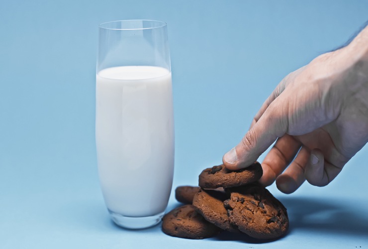 Quanto va tenuto inzuppato un biscotto nel latte?