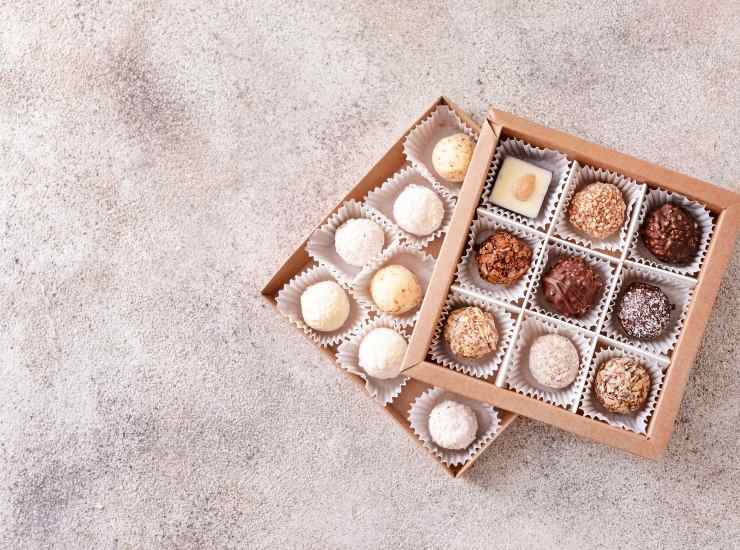 Biscotti al cocco e albumi fatti a mano