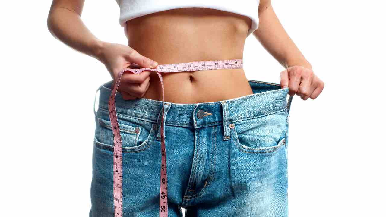 Dieta, o truque do nutricionista para fazer você perder 12 centímetros da barriga toda semana, você tem que fazer isso todos os dias