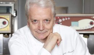 Come fare una panna montata perfetta secondo Iginio Massari