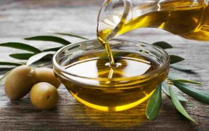 Attenzione all'olio d'oliva quando lo usi per friggere