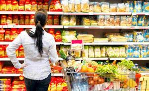 Spesa, come spendere meno e comprare cose salutari