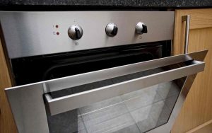 Un trucco per risparmiare grazie al forno