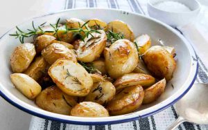 Il trucco per delle ottime patate arrosto