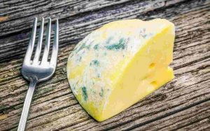 Quando consumare un formaggio con muffa