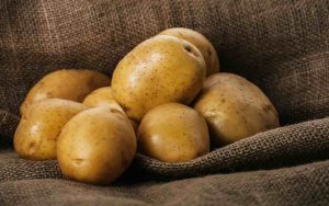Attenzione alla solanina nelle patate