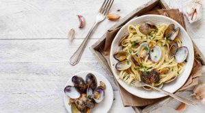 La ricetta degli spaghetti alle vongole di Cannavacciuolo