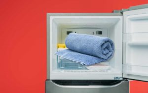 Il trucco dell'asciugamano nel freezer