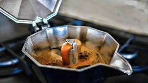 Lavare correttamente la moka